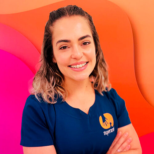 Camila-fisioterapeuta-Clínica-Superarsi---especualista-em-autismo